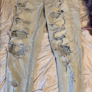 Light washed American eagle jeans
